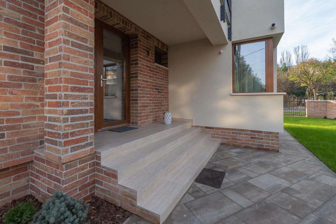 Hidfo Apartman-Nyugalom Szigetei Gyula Zewnętrze zdjęcie