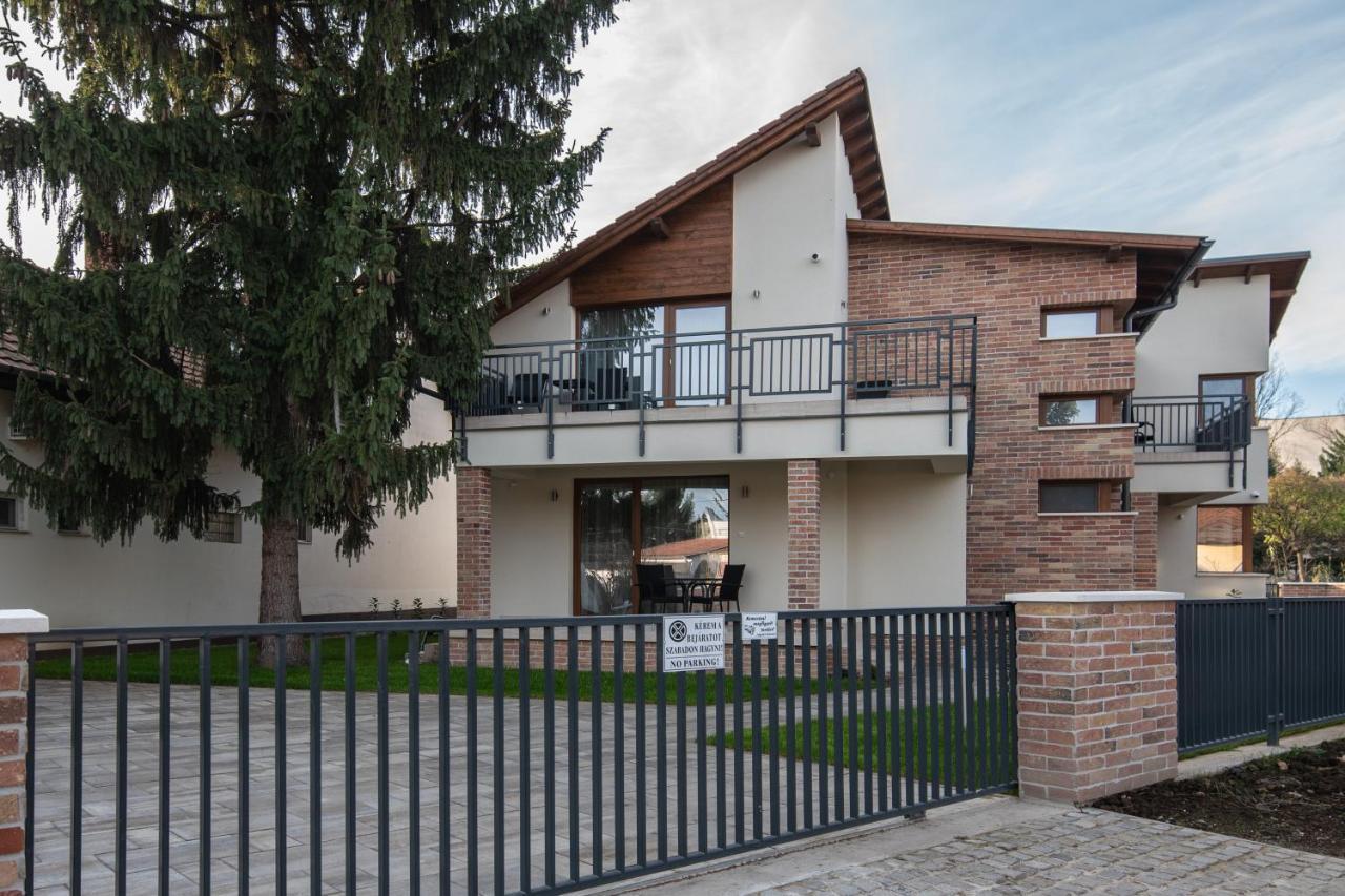 Hidfo Apartman-Nyugalom Szigetei Gyula Zewnętrze zdjęcie