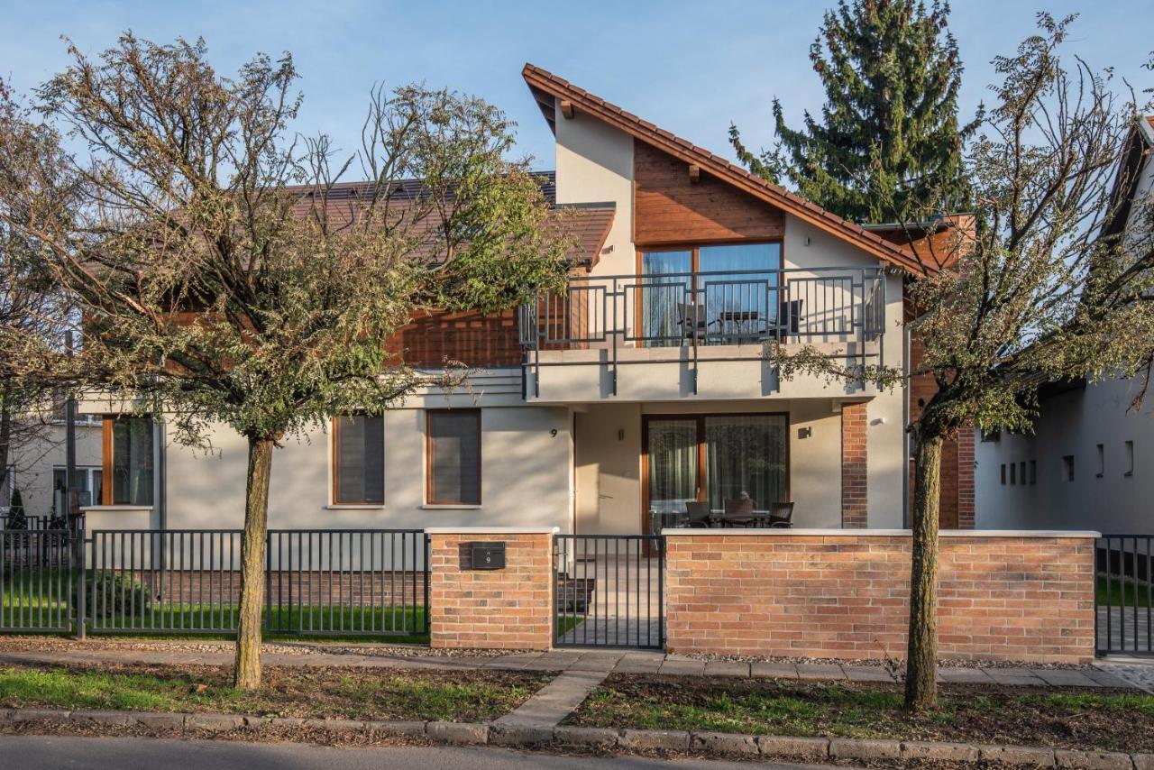 Hidfo Apartman-Nyugalom Szigetei Gyula Zewnętrze zdjęcie